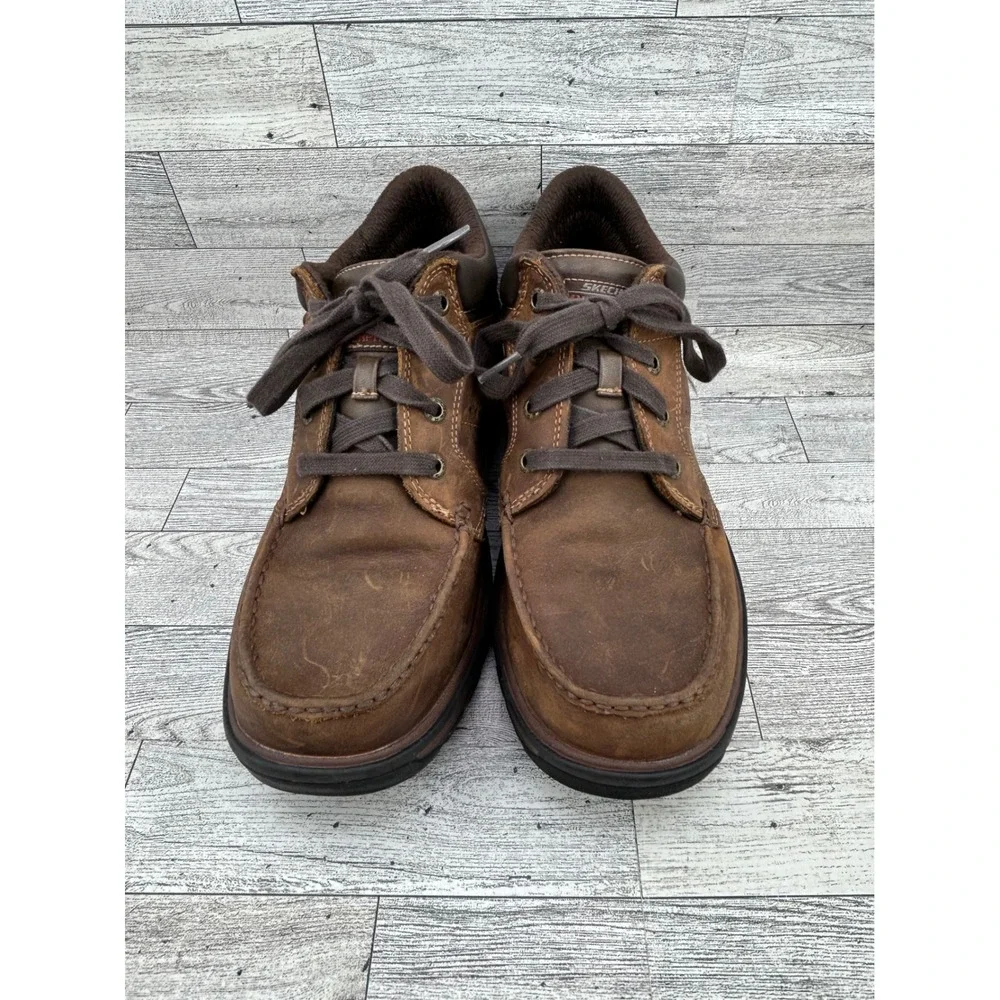 Skechers step confidently